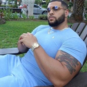 Meet your Posher, Dwight